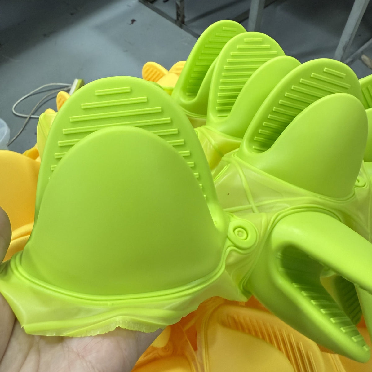 Silicone Heat Resistant Oven Mitts